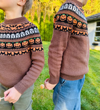 Load image into Gallery viewer, Spooky genser