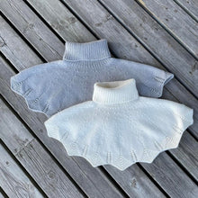 Load image into Gallery viewer, Tulipneckwarmer Adult Size
